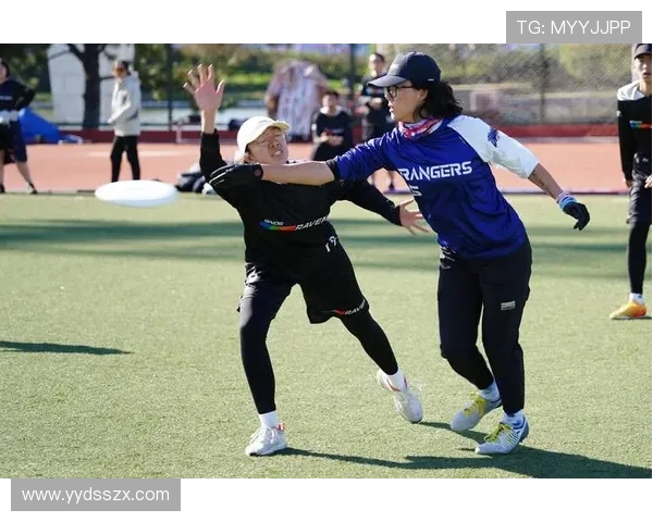 成都飞盘队在极限运动世界杯中的精彩表现与力量解析